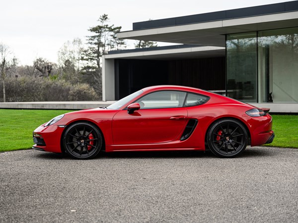 PORSCHE 718 CAYMAN 4.0 GTS